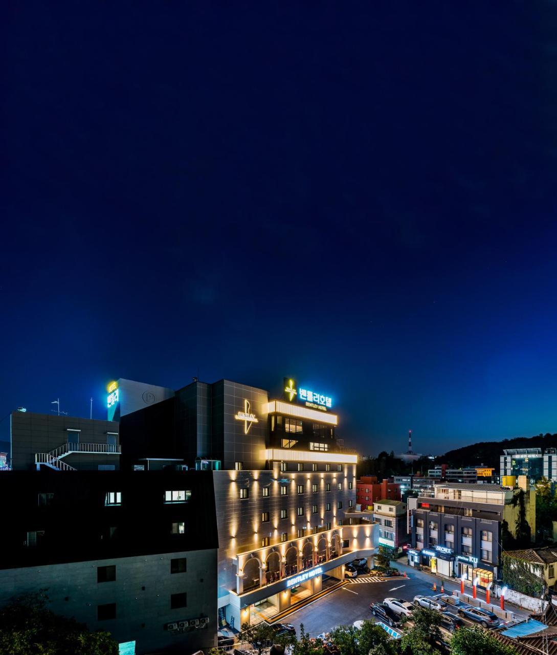 Bentley Tourist Hotel Gwangju Metropolitan City Exterior foto