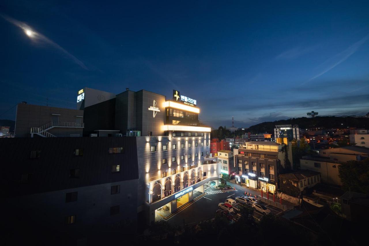 Bentley Tourist Hotel Gwangju Metropolitan City Exterior foto